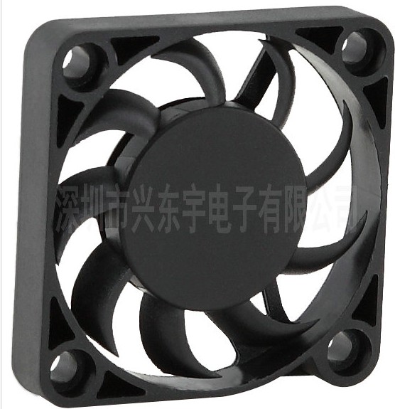 ◆安防設(shè)備散熱風(fēng)扇◆我的特點(diǎn)，一覽眾山小！?